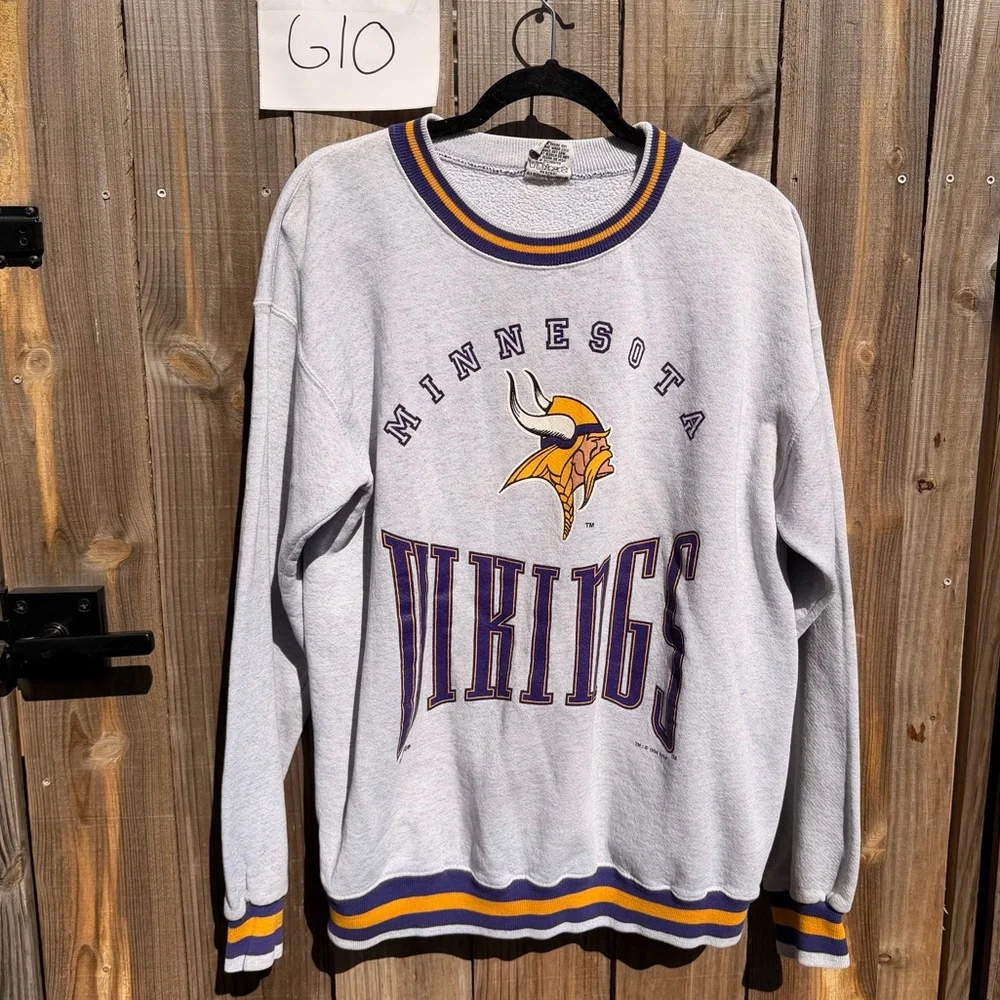 Vintage 1994 Minnesota Vikings Crewneck sweatshirt on a Nutmeg tag Size XL - Picture 1 of 7